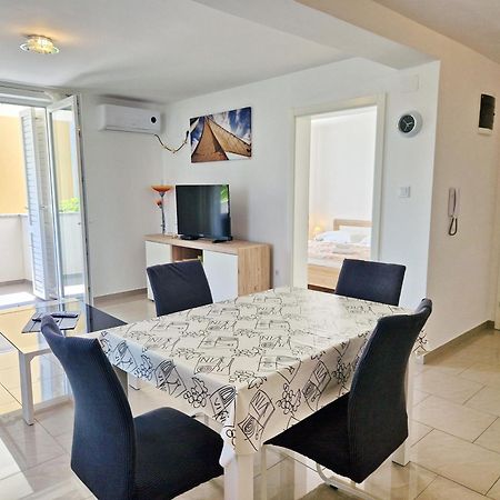 Apartment Slabek Baska  Ngoại thất bức ảnh